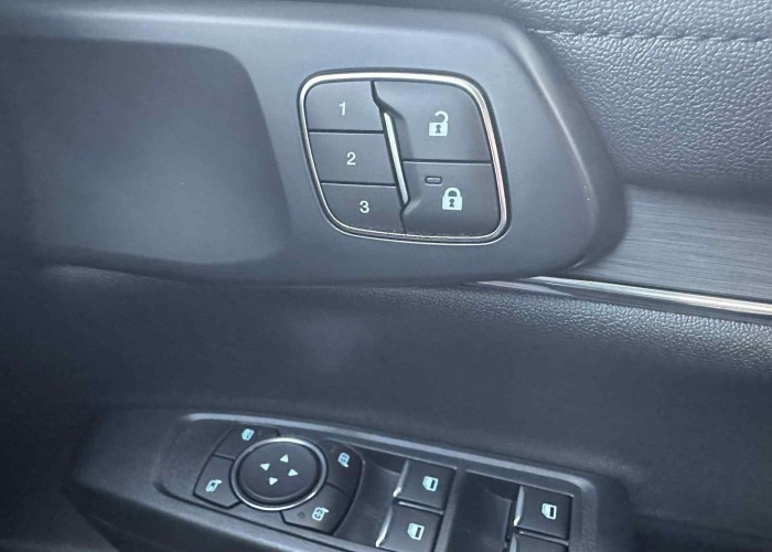 Used 1
                    FORD
                     for Sale Image