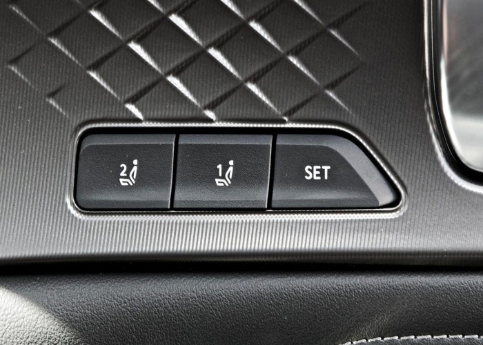 Used 1
                    KIA
                     for Sale Image