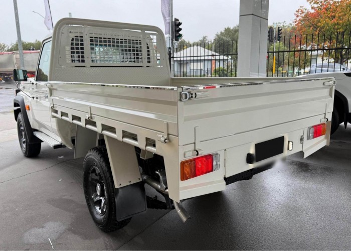 Used 1
                    TOYOTA
                     for Sale Image