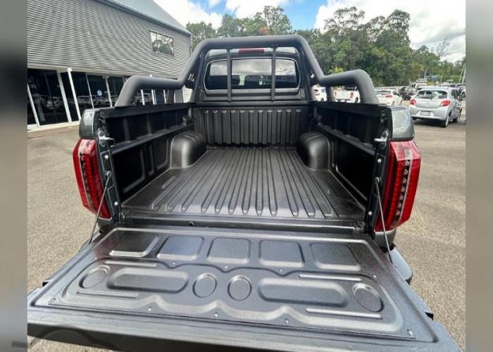 Used 1
                    JAC T9
                     for Sale Image