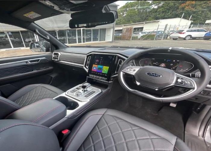 Used 1
                    JAC T9
                     for Sale Image