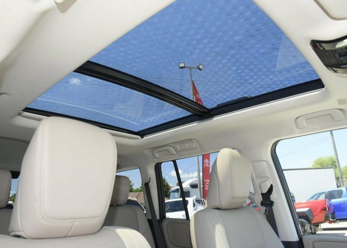 Used 1
                    TOYOTA
                     for Sale Image