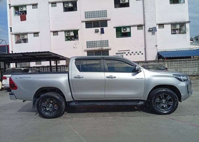 Used 12
                    TOYOTA
                     for Sale Image