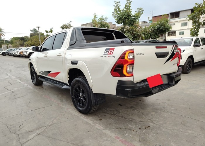 Used 7
                    TOYOTA
                     for Sale Image