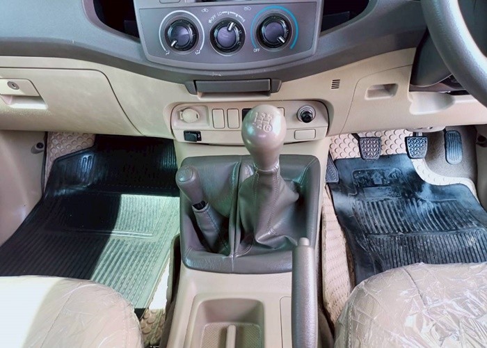 Used 7
                    TOYOTA
                     for Sale Image