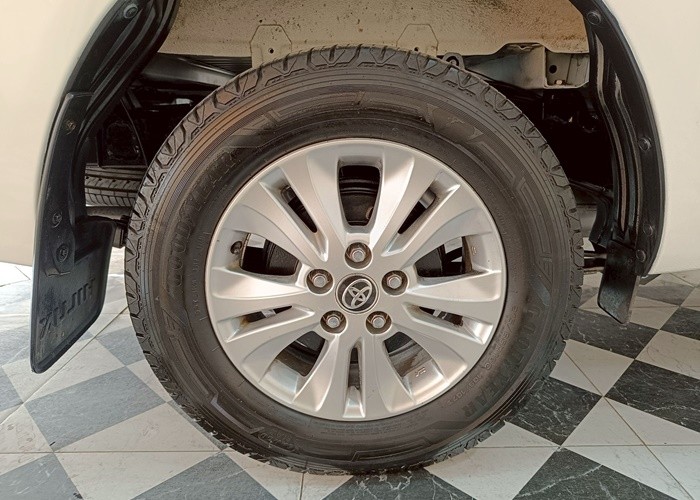 Used 9
                    TOYOTA
                     for Sale Image