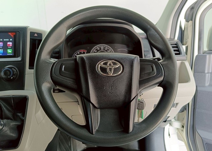 Used 12
                    TOYOTA
                     for Sale Image