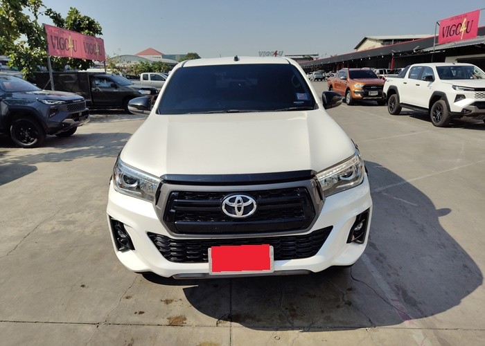Used 12
                    TOYOTA
                     for Sale Image