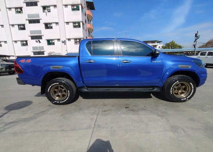 Used 7
                    TOYOTA
                     for Sale Image